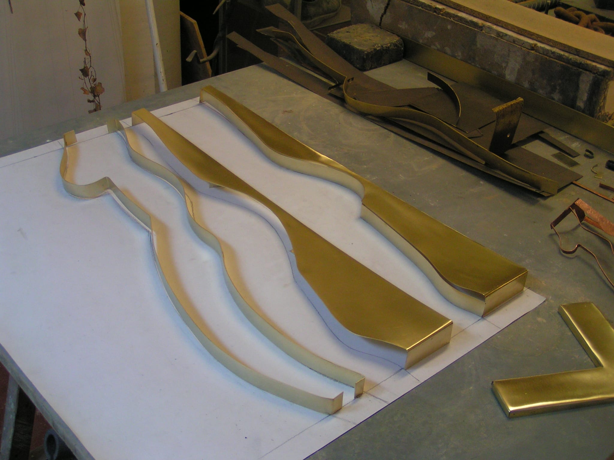 Project Torso lineair in messing — Work in Progress
